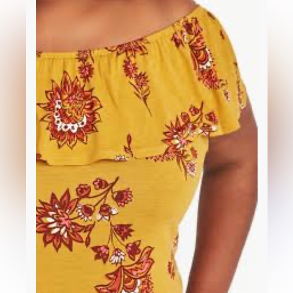 Floral Off The Shoulder Top - Picture 3 of 7